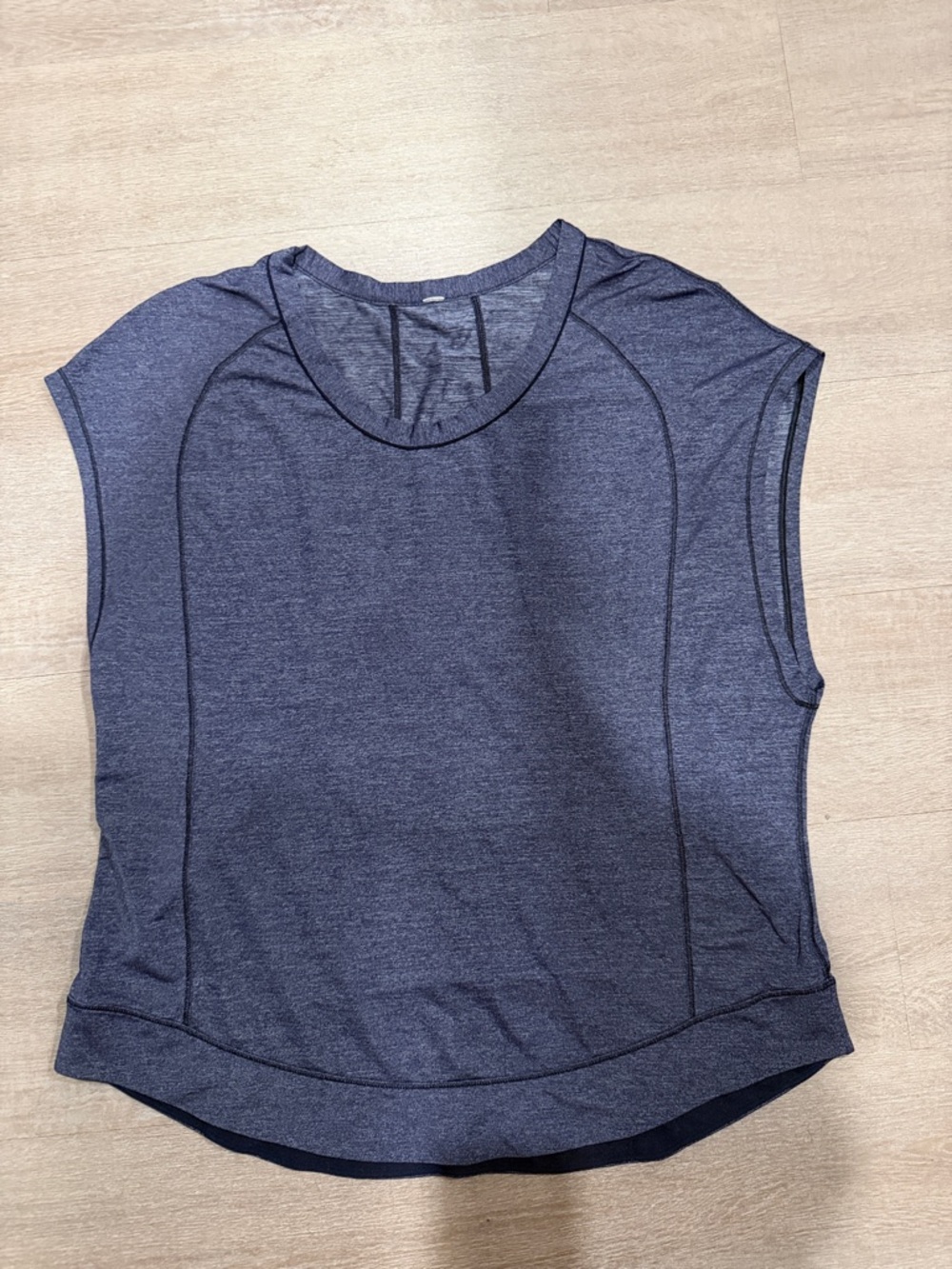 lululemon athletica Sleeveless Performance Top - Navy Blue Heather- Size 8!